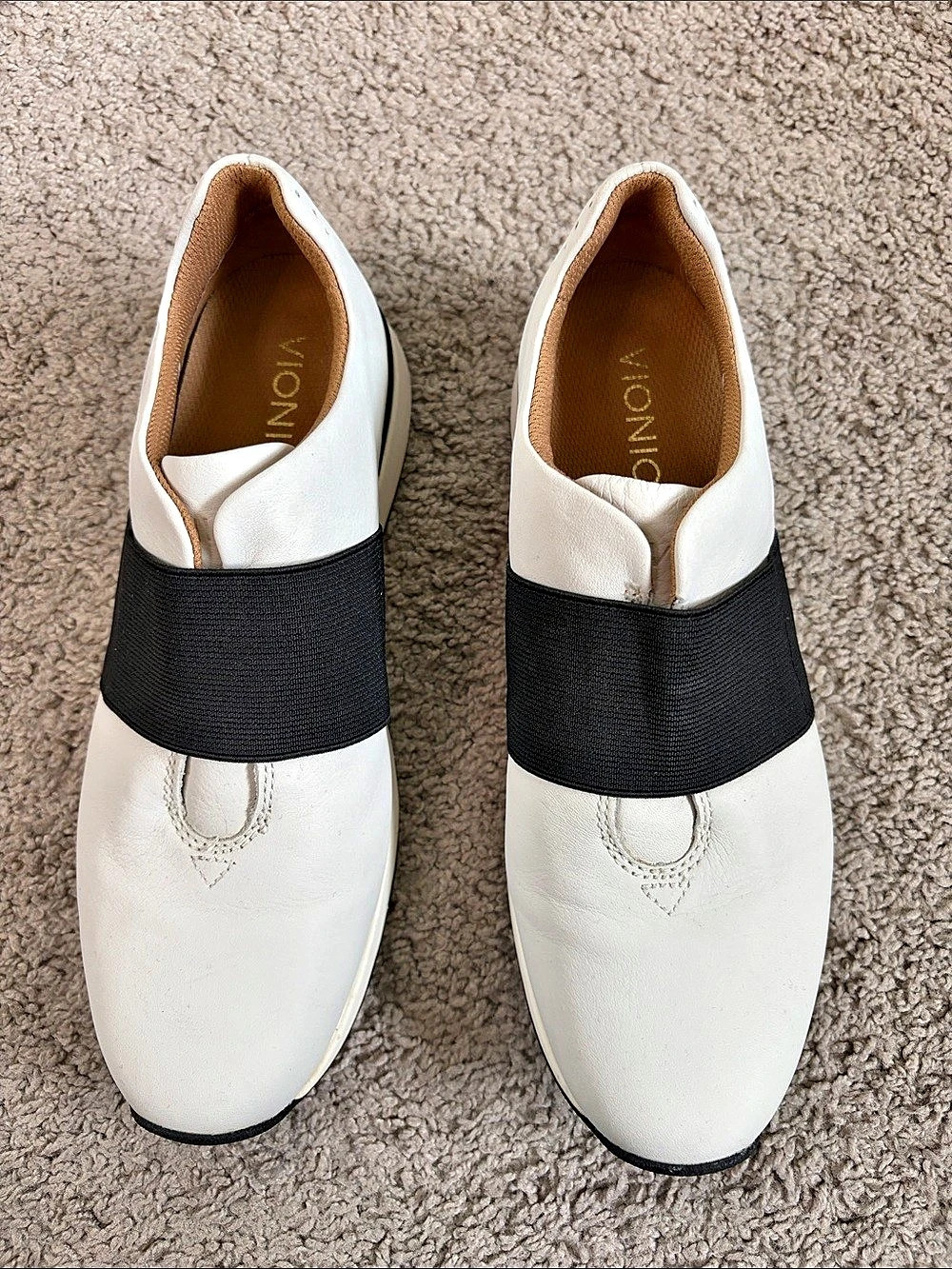 Vionic Cosmic Codie Slip-On Leather Sneaker Athletic Shoe White Black Women’s 8